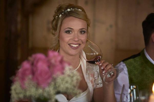 Neue Dirndl Mädchen (Blondinen Special)