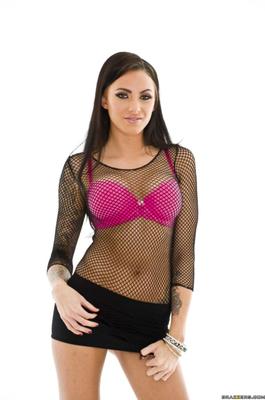 Juelz Ventura Excluindo Roupa Sexy