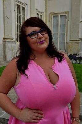 Big_Tits_01