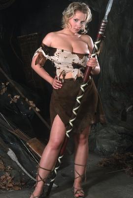 Bettie-B Dana Benn - Garota das Cavernas - x
