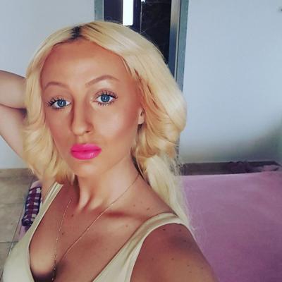 Giulia una sexy esposa rumana