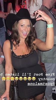 NN RN Michelle aus New Jersey hat FANTASTISCHE Titten!