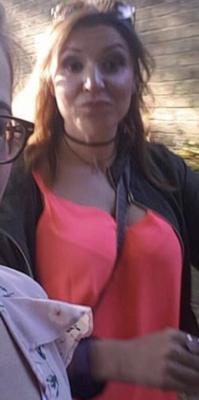 Peituda morena milf