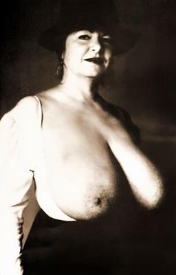 Vintage Big Tits Mature - Helen Schmidt