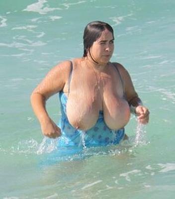 chicago pigslut yadhira and her spectacular udders