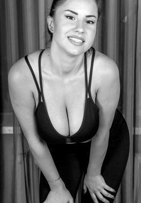 Aleysa Romero: Vintage