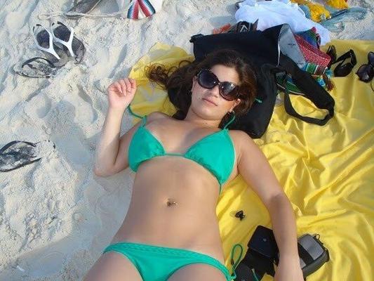 Caliente tetona bikini perra