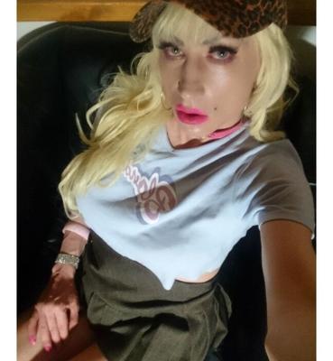 Bimbo getting ready for the weekend