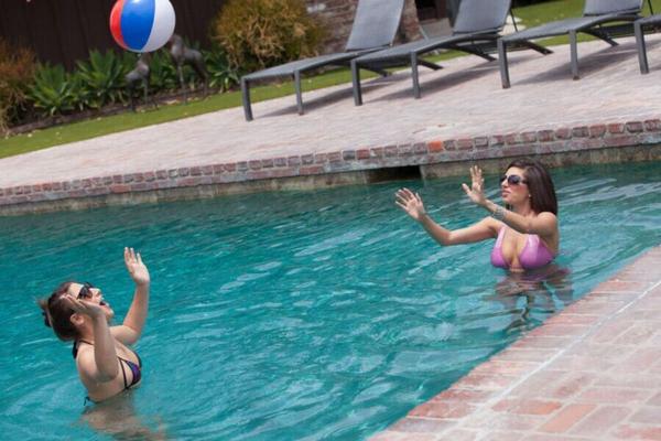 Abella Danger, Darcie Dolce – Sommerspiel