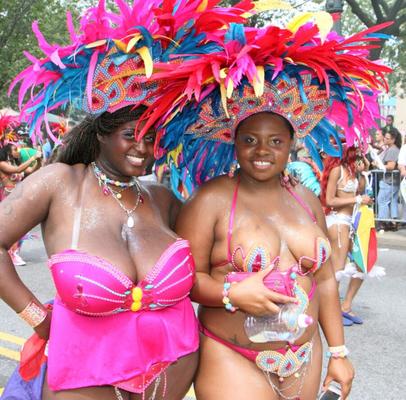 Carnaval: Desfile dos Tesouros Naturais