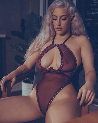 Mais peitos bonitos