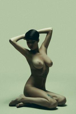Giorgia S - super hot short-haired Italian model