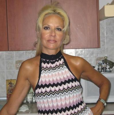 Una mami rubia XD