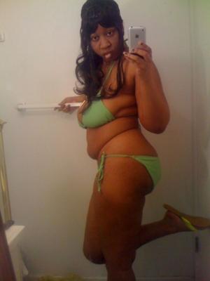 Black BBW Bikini Self Pics