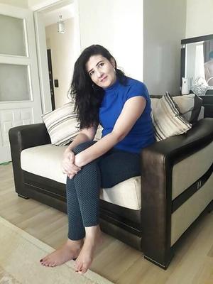 Turco milf dul sevda mamas pernas pés faciais