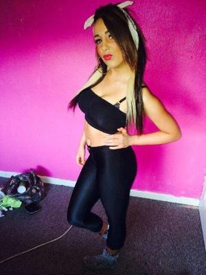 Dirty White Chav Slag se transformou em uma vagabunda paki por degradante