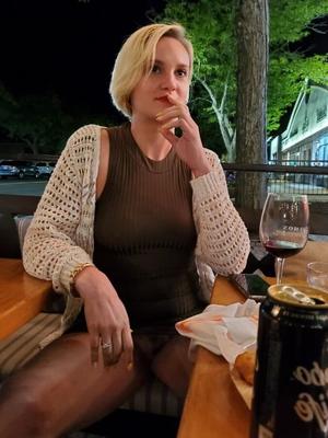 ESPOSA PÚBLICA SEXY