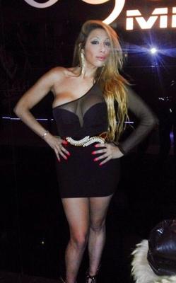Muy...Linda Italienich vadia