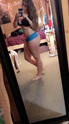 Tetas disponibles para destrucción brutal (comentarios por favor)