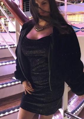 DD Latina Milf Âmbar