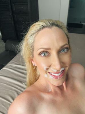 Sara möchte eine Webschlampe werden