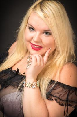 Sexy chubby women  (Blonde in Lingerie  BBW)