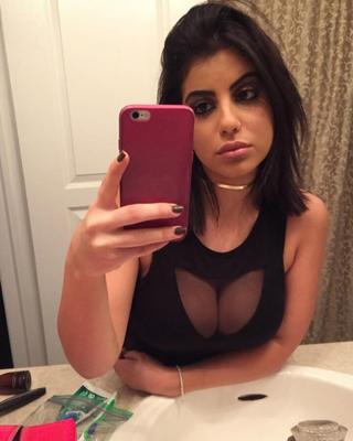 Capanga Combustível Bimbo Michelle