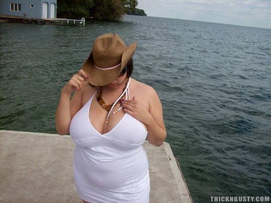 Kiki BBW with Huge Tits