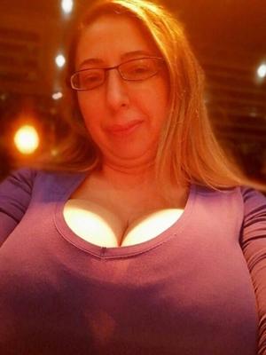Grandes tetas vestidas