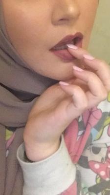 ビッグボブ タービナリ イスラム教徒の女の子