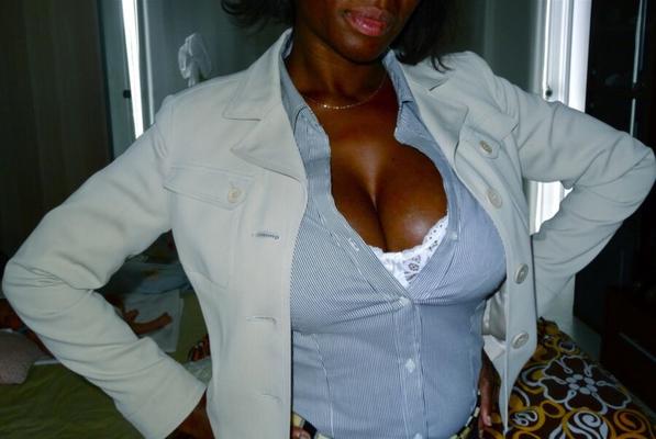 Ebony Vivi XXXXI