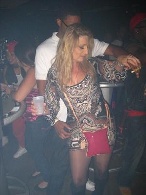 Sexy Wife takes BBC home from club