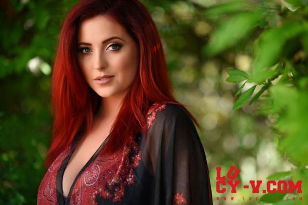 Lucy V - Garden Strip
