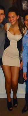 LAUREN é uma MÁQUINA DE ORDENHAR GALO Super Chav Bimbo!