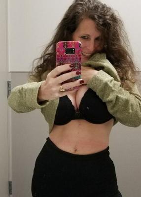 Amerikanische MILF entlarvt