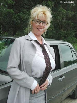 MILF tetona Francisco