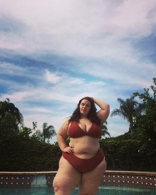 Jennie Shinas - Enorme BBW Instagram Babe