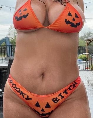 Heiße BBW-Milf mit dicken Titten