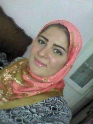 hijabi égyptien aux gros seins