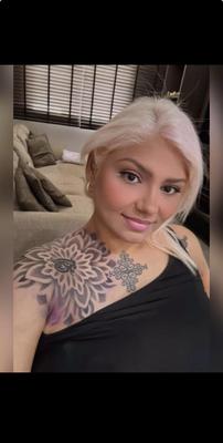 巨乳の入れ墨インド人熟女雌犬ジョイス