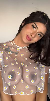 セクシーな巨乳の YouTube ふしだらな女