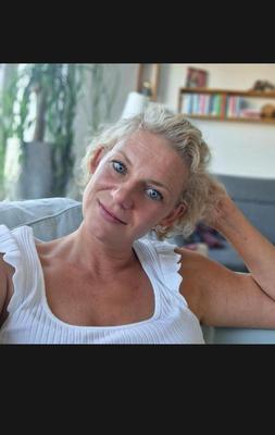 La esposa de un amigo, Anne, Milf que quiero follar.