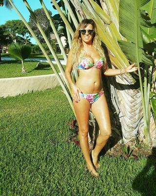 Elena Daniela, une MILF roumaine coquine