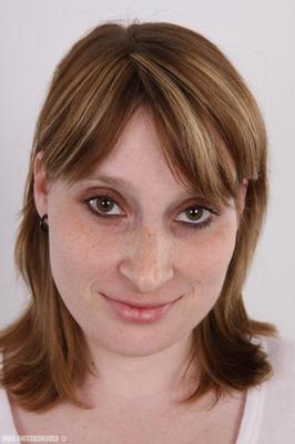 veronika 6834 26 ans, dernier stade de la grossesse