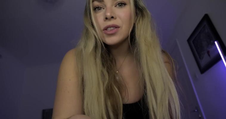 スコットランドのつぶやき ASMR ローレン ウッズがベッドであなたを甘やかします