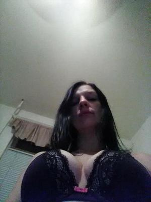 黒のブラジャー