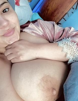 Chubby slut with huge tits