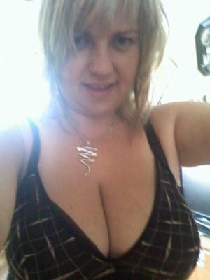 Mother with big tits from Poland 