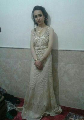 イラン人女性