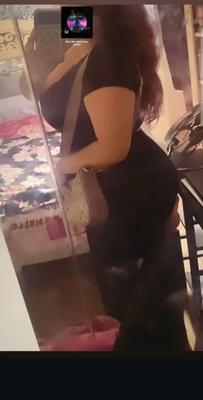 巨乳の女メリッサ